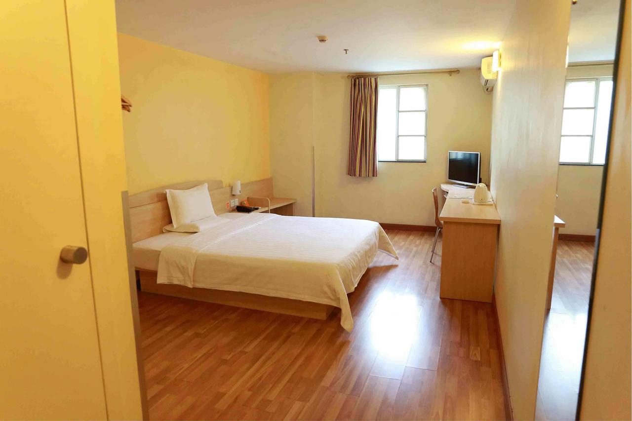 7Days Inn Deyang Wenmiao Square Zewnętrze zdjęcie