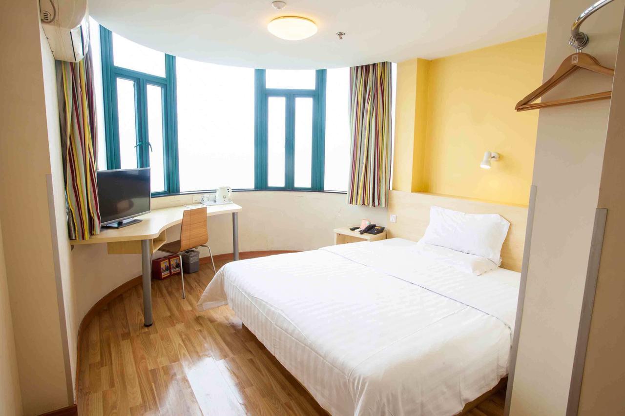 7Days Inn Deyang Wenmiao Square Zewnętrze zdjęcie